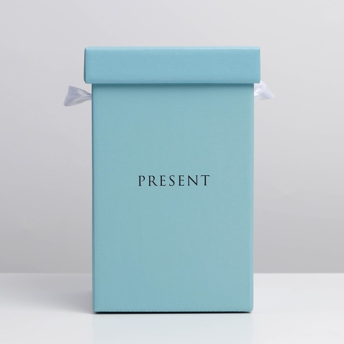Коробка картонная для цветов «Present», 14 х 23 см