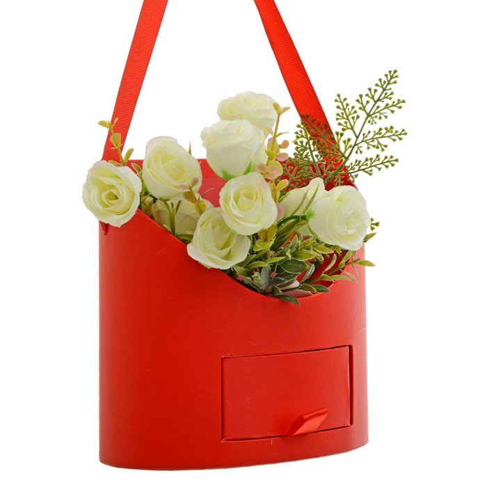 Коробка красная для цветов подарочная 19х12х18 см, с кармашком 