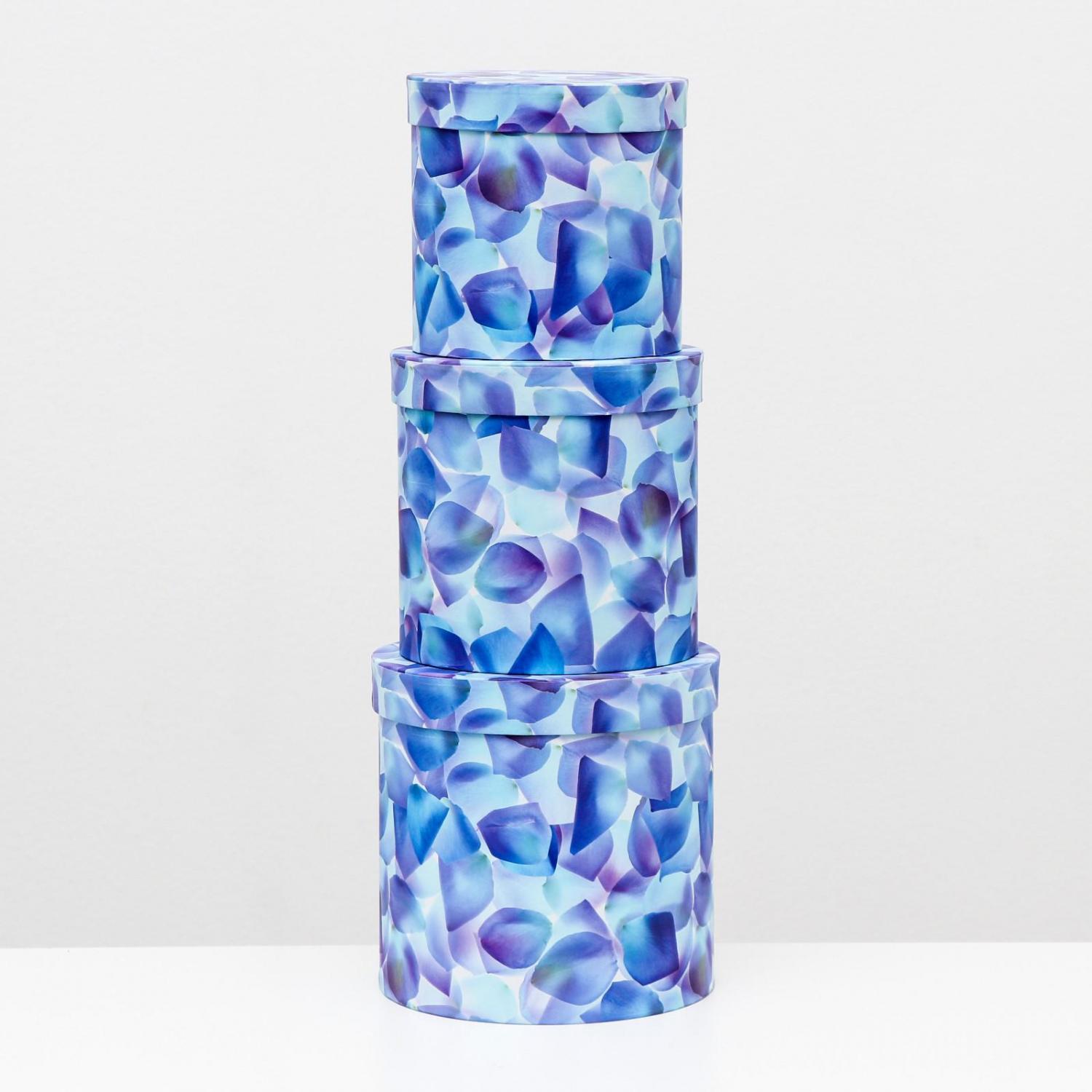 Набор круглых коробок 3 в 1 "Синие цветы", 19.5 x 19 - 15.5 x 15 см