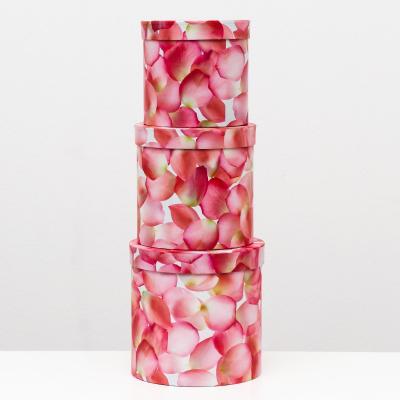 Набор круглых коробок 3 в 1 "Нежно-розовые цветы", 19.5 x 19 - 15.5 x 15 см
